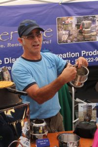 Todd Albi demonstrates the SilverFire Scout at the Mother Earth News Preparedness Expo.