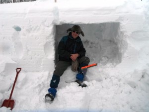 I was able to quickly excavate this snow cave, using a piece of plexiglass and a small shovel. There was plenty of room for another person to work at the same time.